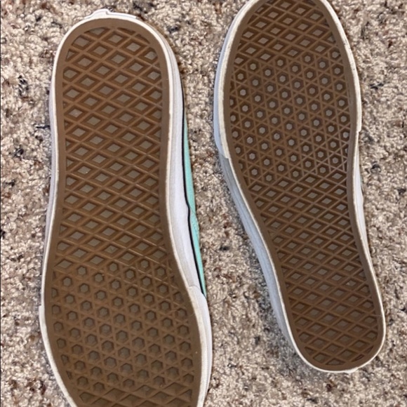 teal vans ! - Picture 3 of 5